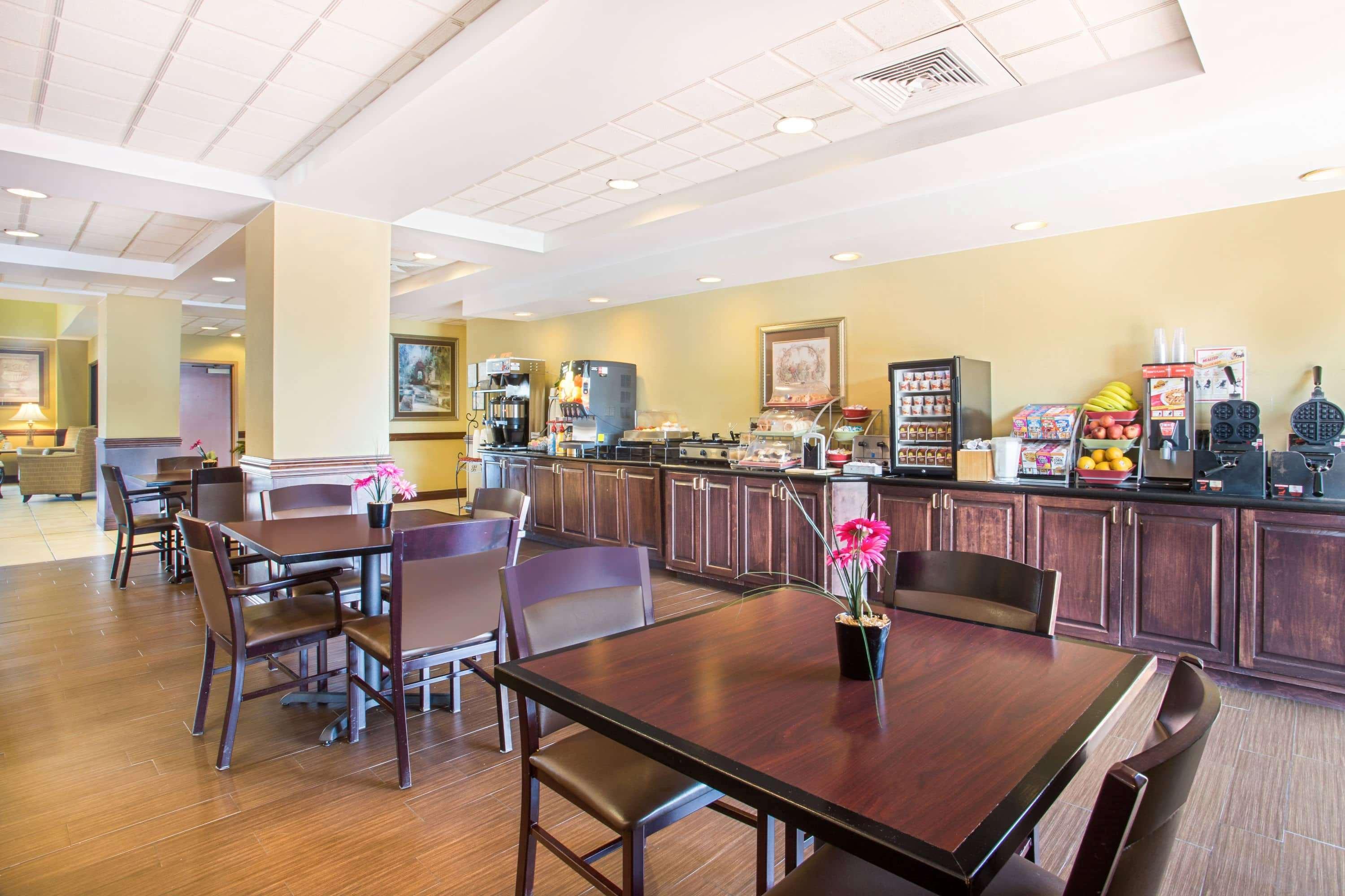 Holiday Inn Express & Suites - Mobile - I-65 By Ihg Exteriér fotografie